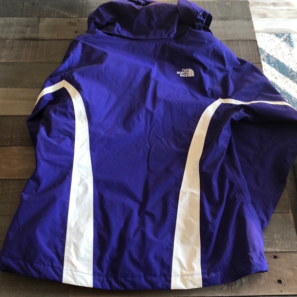 North Face Winter Coat - Picture 4 of 8